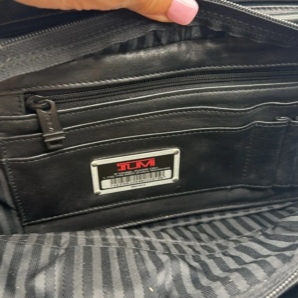 Tumi Black Super Soft Leather Briefcase BP6641B